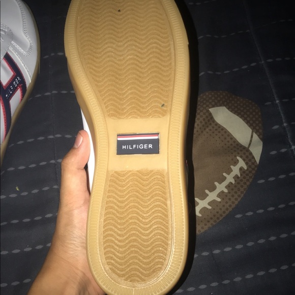 Tommy - Picture 6 of 6